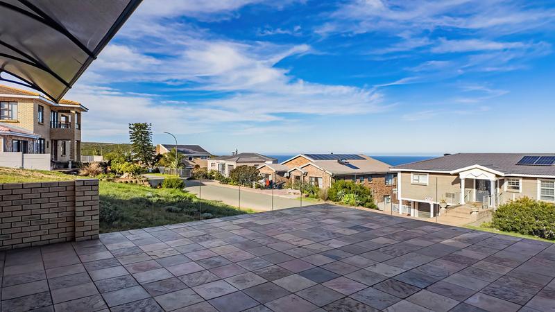 6 Bedroom Property for Sale in Dana Bay Western Cape